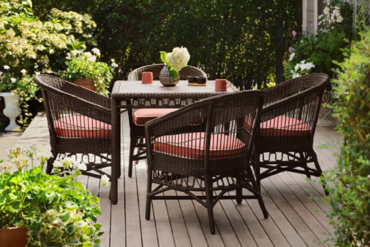 Woodard outdoor dining discount set