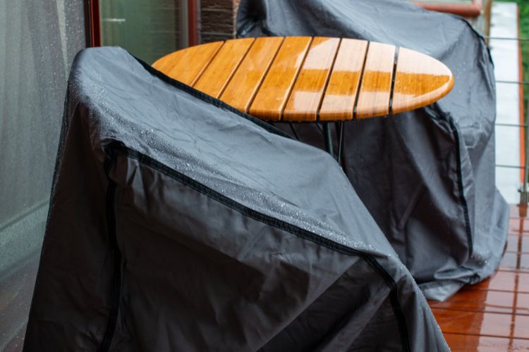 Securing Patio Furniture During A Storm – Paul Construction